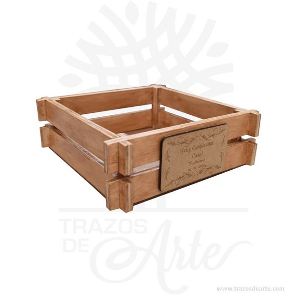 Canasta en triplex de pino pintada y personalizada - Image 4