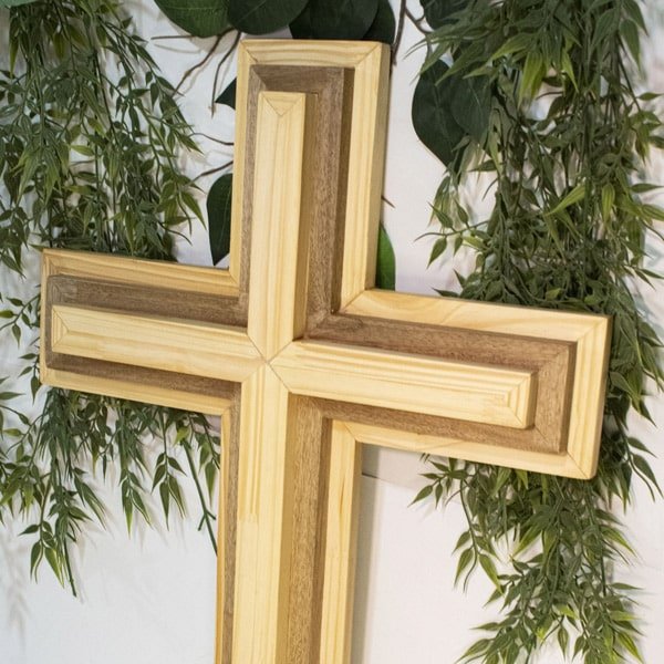 Cruz Madera de Pino y Roble para Pared - Image 2