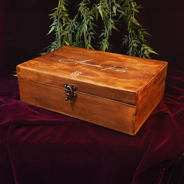 Caja de madera 8 relojes personalizada - Image 3