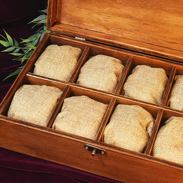 Caja de madera 8 relojes personalizada - Image 5