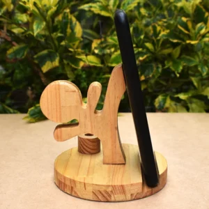 Soporte teléfono karate en madera